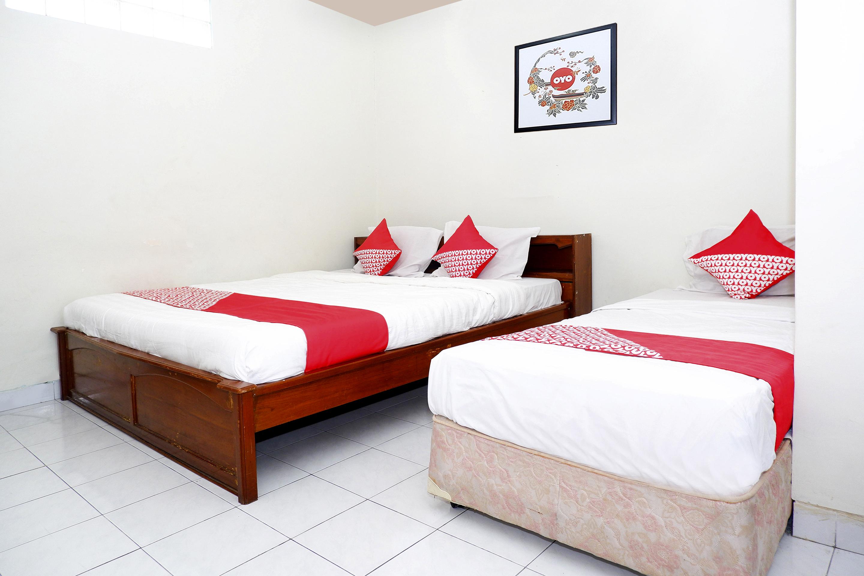 Oyo 1196 Hotel Pura Puspa Rosa Maguwo Extérieur photo